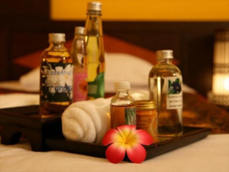 The Canal Hotel Bangkok Bagian luar foto