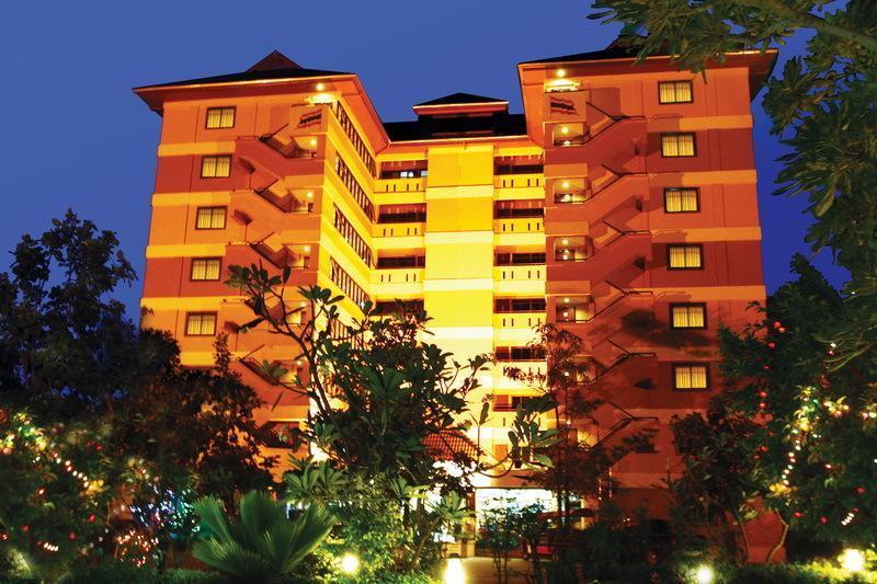 The Canal Hotel Bangkok Bagian luar foto