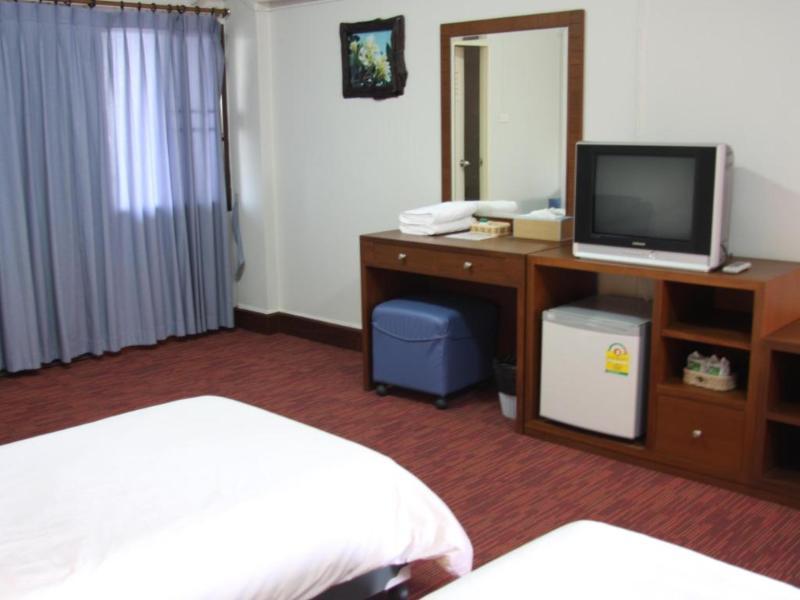 The Canal Hotel Bangkok Bagian luar foto